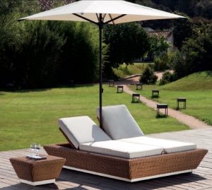 Ideal para móveis robustos e peças de destaque que exigem máxima resistência e um visual imponente. Perfeitas para varandas e áreas externas.